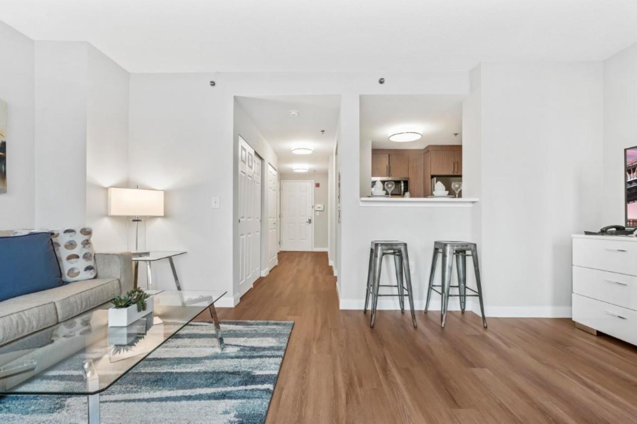 Bluebird Suites Near Newport Centre 저지시티 외부 사진
